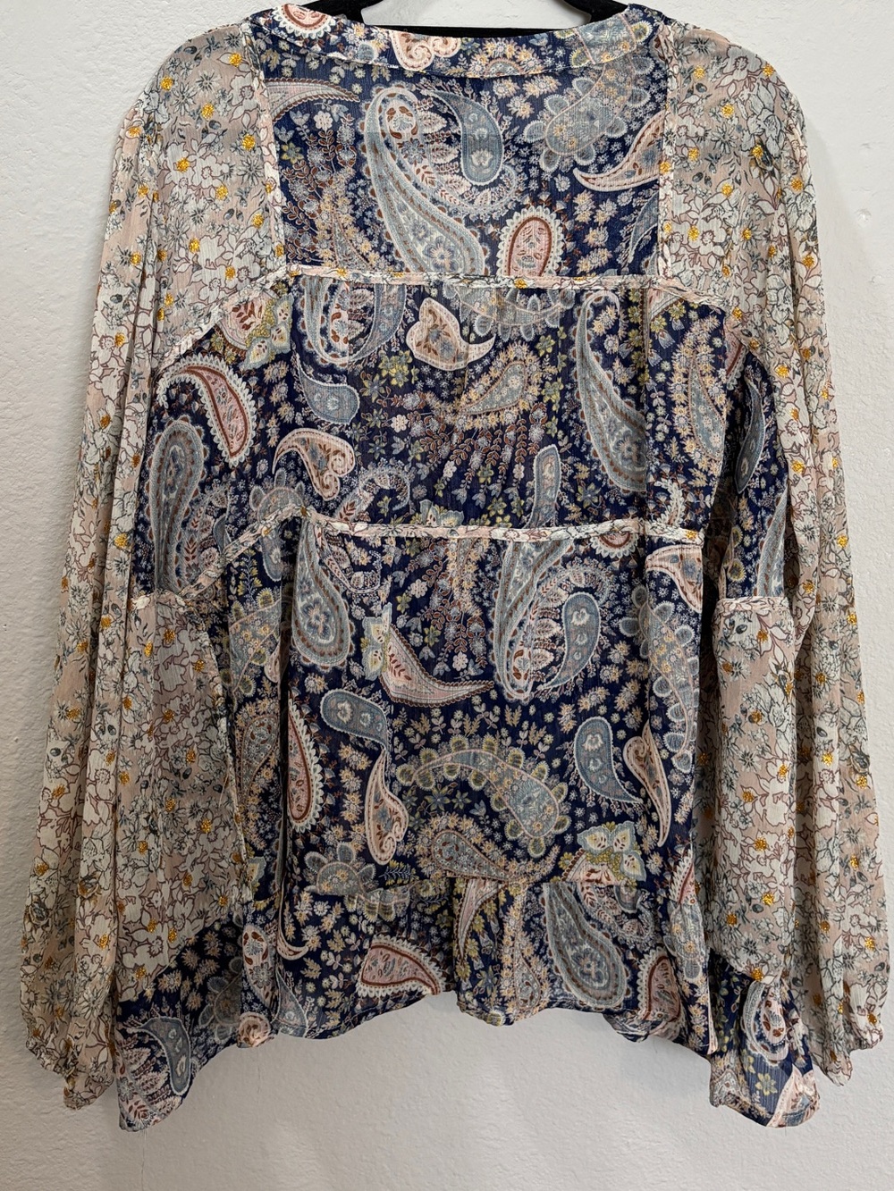 Torrid Mixed Print Long Sleeve Paisley Blouse Size 1 Boho Floral - Picture 3 of 8